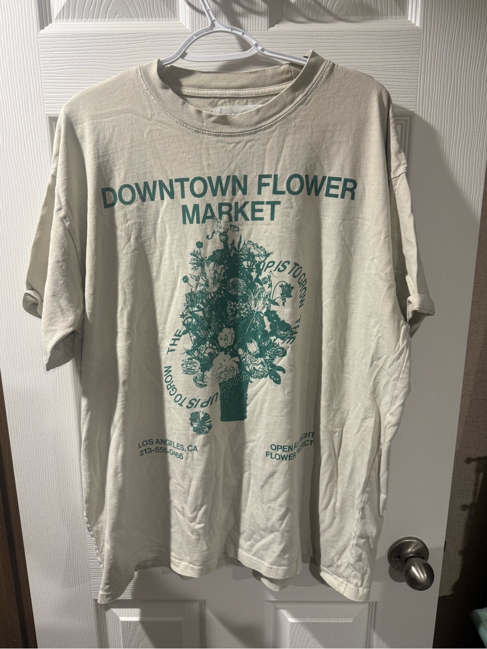 PacSun Cream Graphic Tee with Teal Floral Print